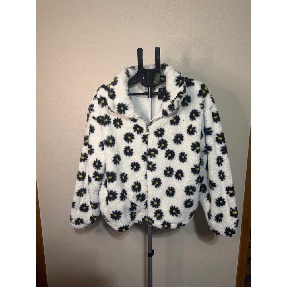I Believe Women Daisy Floral Sherpa Fleece Full Zip Jacket White Black‎ 2XL